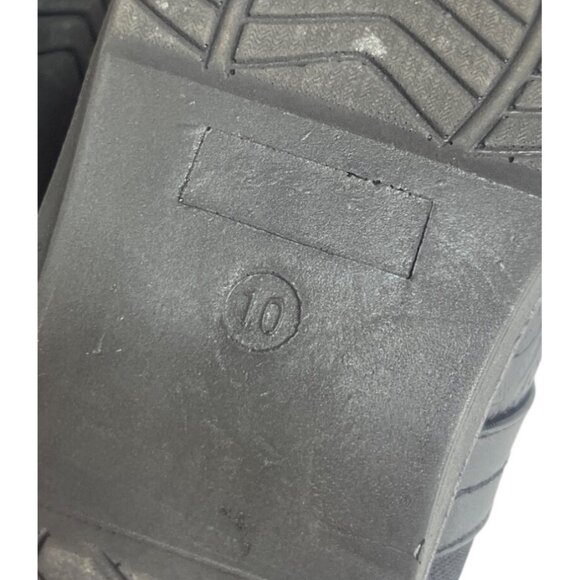 Easy Street Slip On Clogs Womens Size 10 Black Embossed Leather - Picture 9 of 10